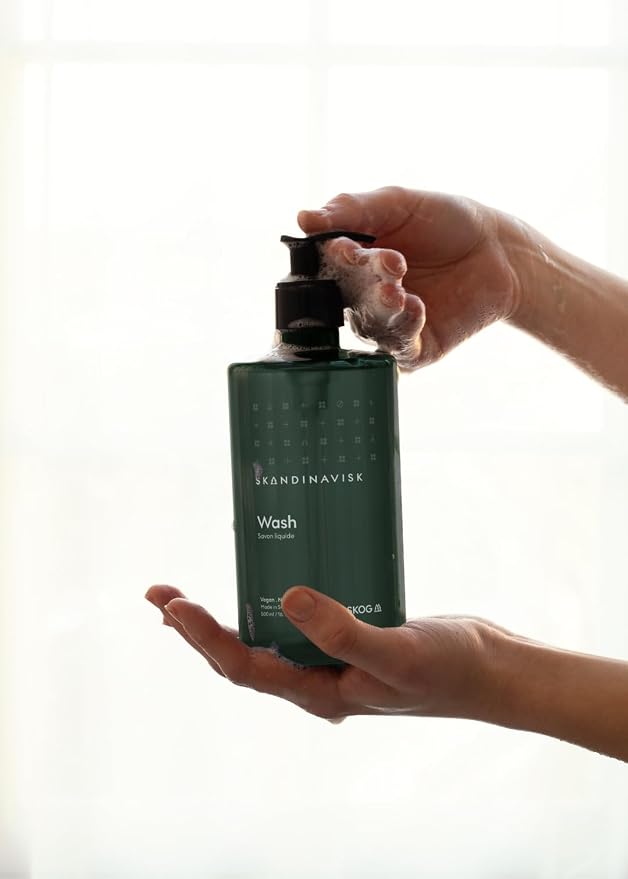 Skandinavisk Wash SKOG ‘Forest’ Scent notes: Pine needles and fir cones - Image 3