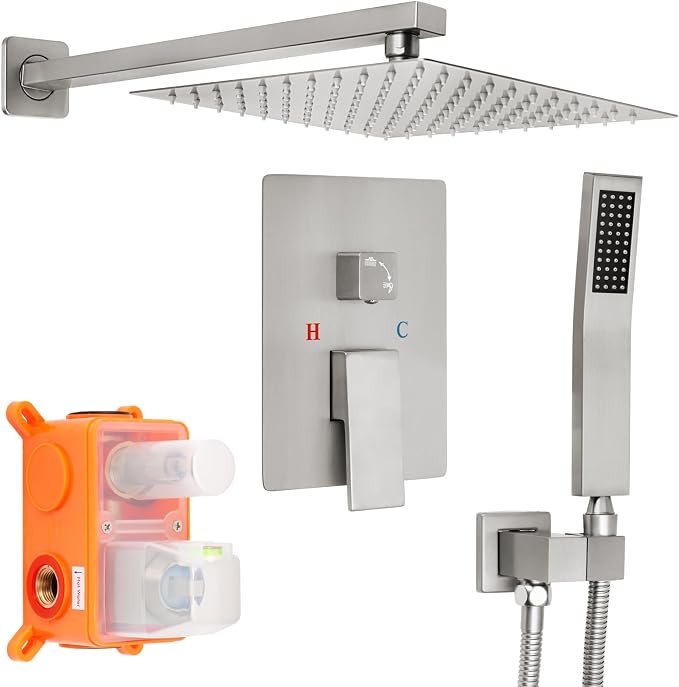 Brushed Nickel Square Shower Head by Gasecoet