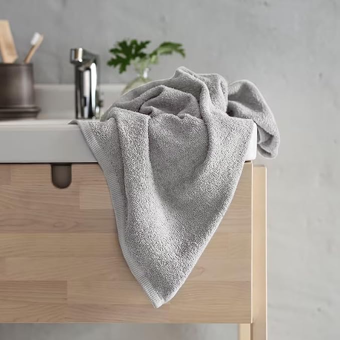 Delara 100% Organic Cotton Towels 650 GSM Plush Feather Touch Quick Dry Bath - Image 2