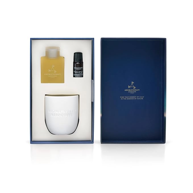Aromatherapy Associates Moment of Grounding. Luxurious Gift Set Includes Forest - Image 4