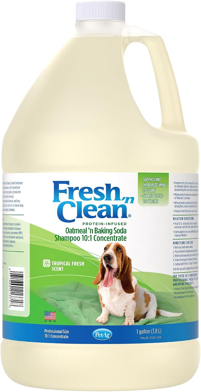 PetAg Fresh ’n Clean Oatmeal ’n Baking Soda Shampoo by PetAg