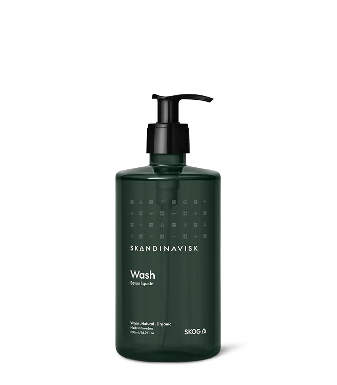 Skandinavisk Wash SKOG ‘Forest’ Scent notes: Pine needles and fir cones by Skandinavisk