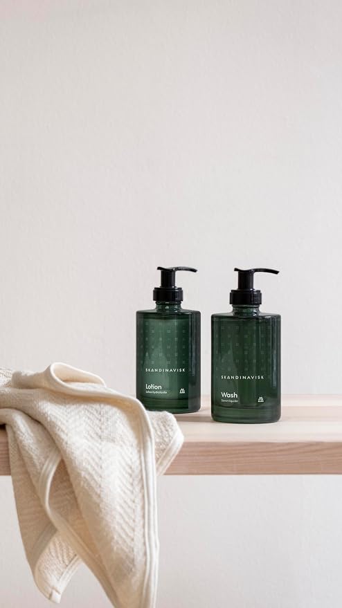 Skandinavisk SKOG ‘Forest’ Hand & Body Wash, Scent Notes: Pine Needles and Fir - Image 5
