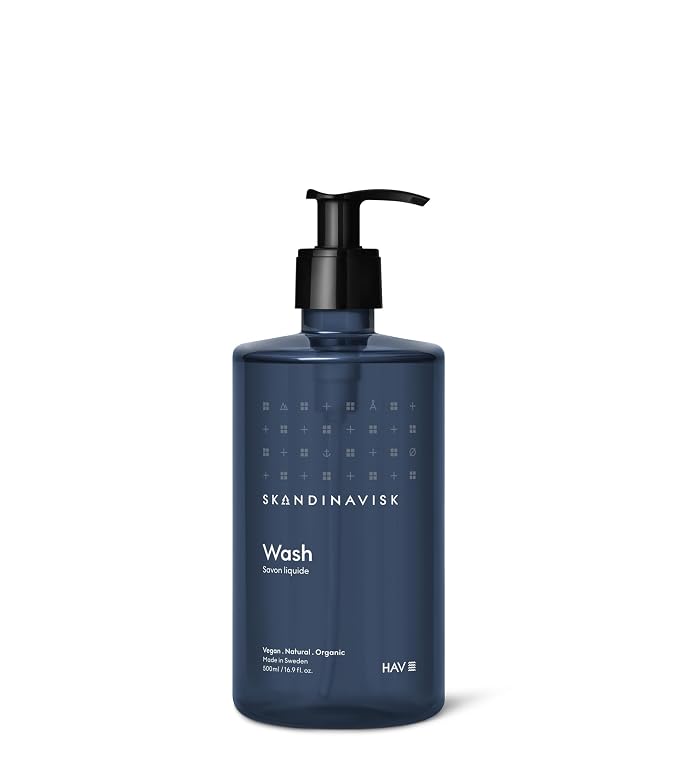 Skandinavisk Wash HAV ‘Sea’ Scent notes: Salt spray and sea kelp, hawthorn and by Skandinavisk