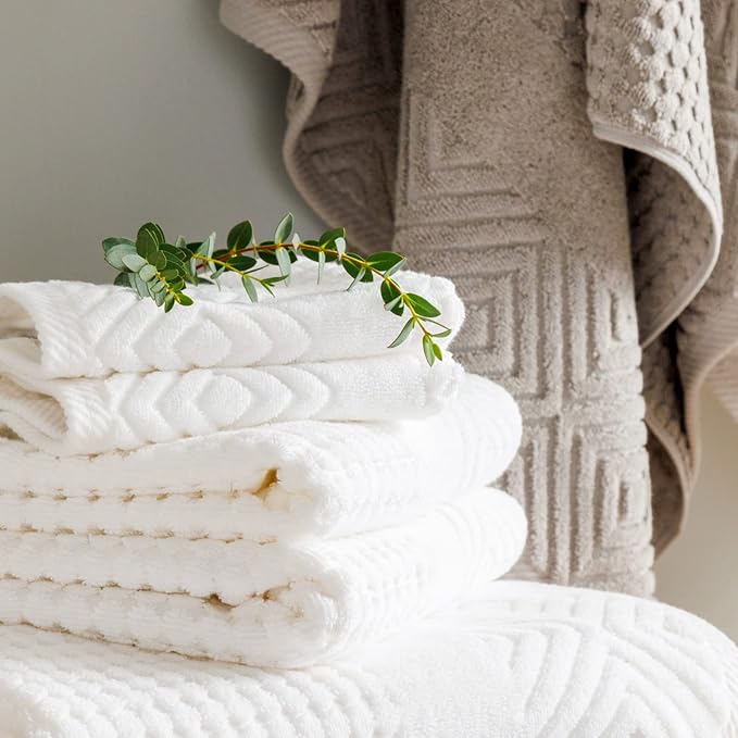 Texere 100% Organic Cotton Diamond Jacquard 700 GSM Luxury Bath Towel Sets - Image 7