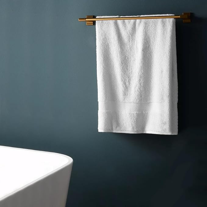 Delara 100% Organic Cotton Towels 650 GSM Plush Feather Touch Quick Dry Bath - Image 4