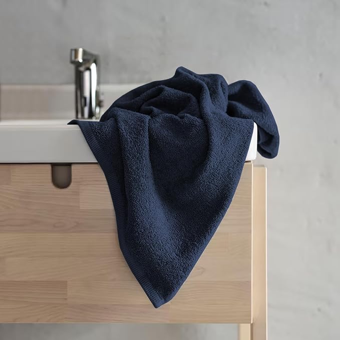 Delara 100% Organic Cotton Towels 650 GSM Plush Feather Touch Quick Dry Bath - Image 2