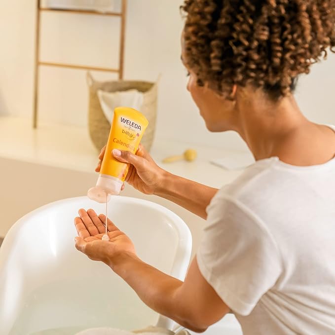 Weleda Baby Calendula 2-in-1 Gentle Shampoo and Body Wash, 6.8 Fluid Ounce - Image 4