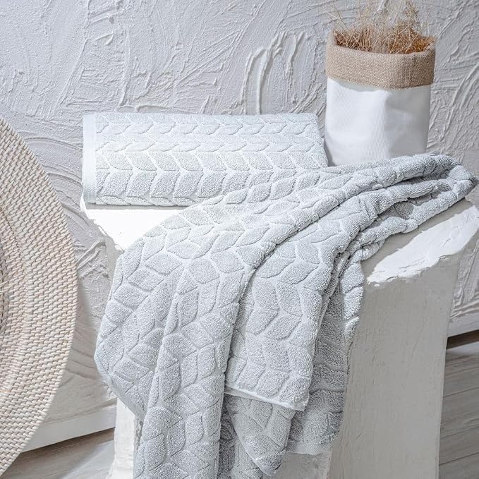 BAGNO MILANO Turkish Cotton Ultra-Soft Plush Absorbent Quick Dry Bathroom Towel - Image 3