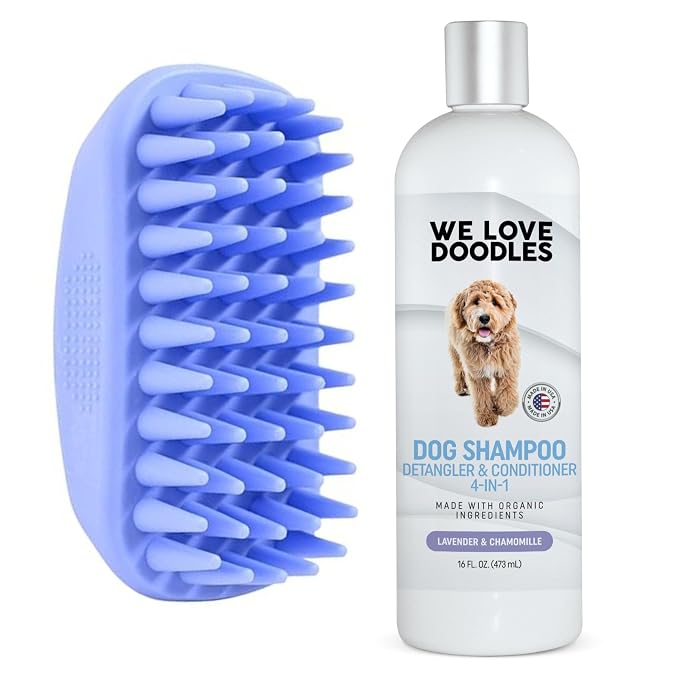 We Love Doodles Pet Rubber Bath Brush and Dog Shampoo by WeLoveDoodles