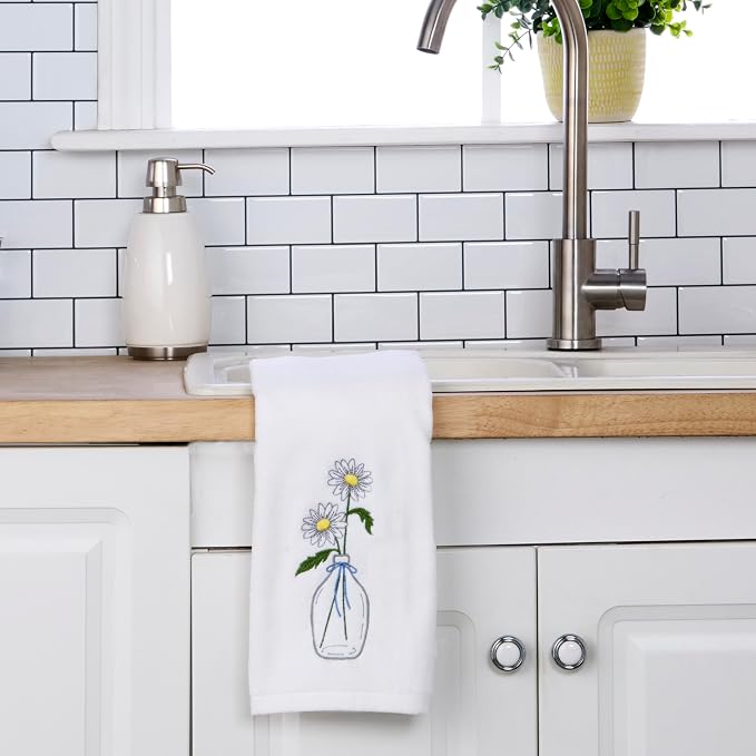 SKL Home Daisies in Vase Hand Towel 2pc Set - Image 3