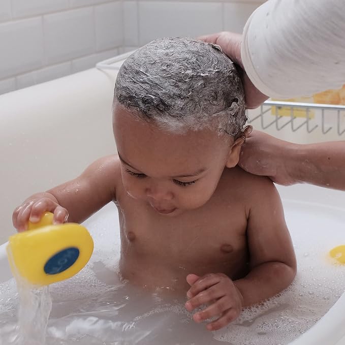 Weleda Baby Calendula 2-in-1 Gentle Shampoo and Body Wash, 6.8 Fluid Ounce - Image 5