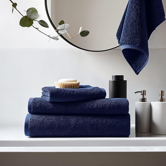 Italic Serene Ultraplush Cotton Washcloth Towel Set, 4 Soft Face Towels - Image 2