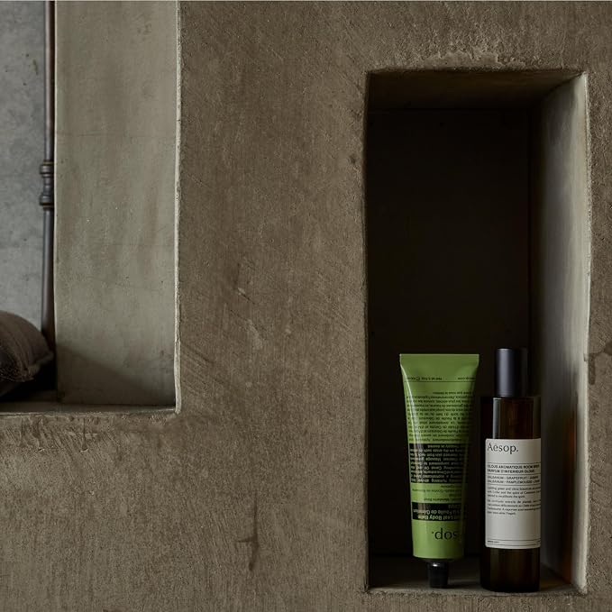 Aesop Geranium Leaf Exfoliating Body Scrub | Smooth, Hydrated Skin | 6.2 oz / - Image 4