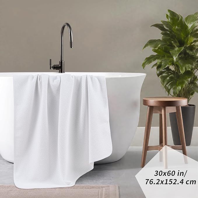 POLYTE 380 GSM Microfiber Oversize Quick Dry Lint Free Waffle Bath Towel - Image 3