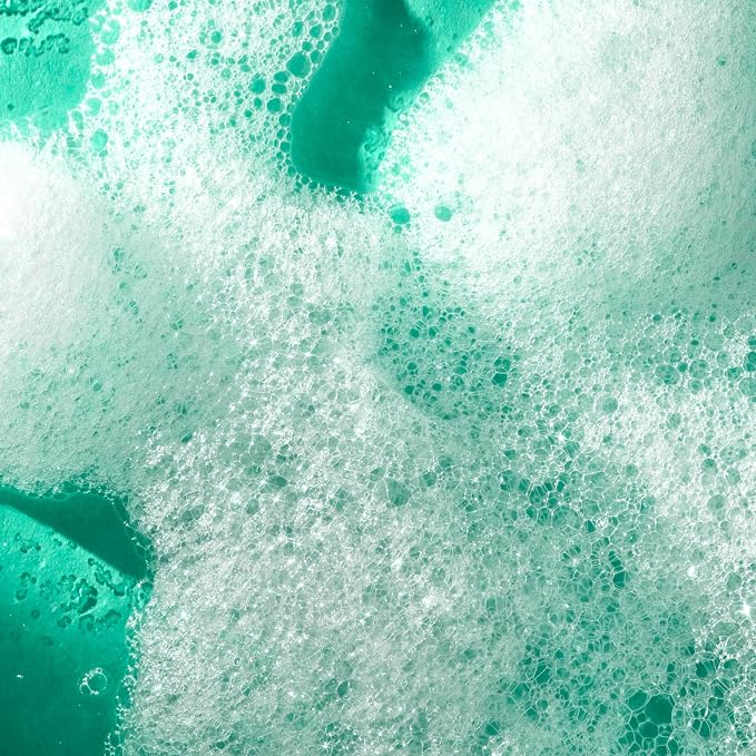 Tree Hut Merry Mint Foaming Gel Wash, Moisturizing & Hydrating Body Wash - Image 8