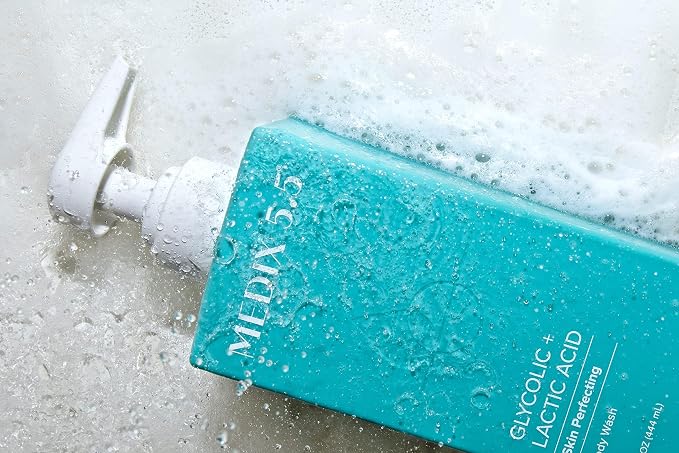 Medix 5.5 Glycolic Acid + Lactic Acid Exfoliating Body Wash Gel | KP Bump - Image 9
